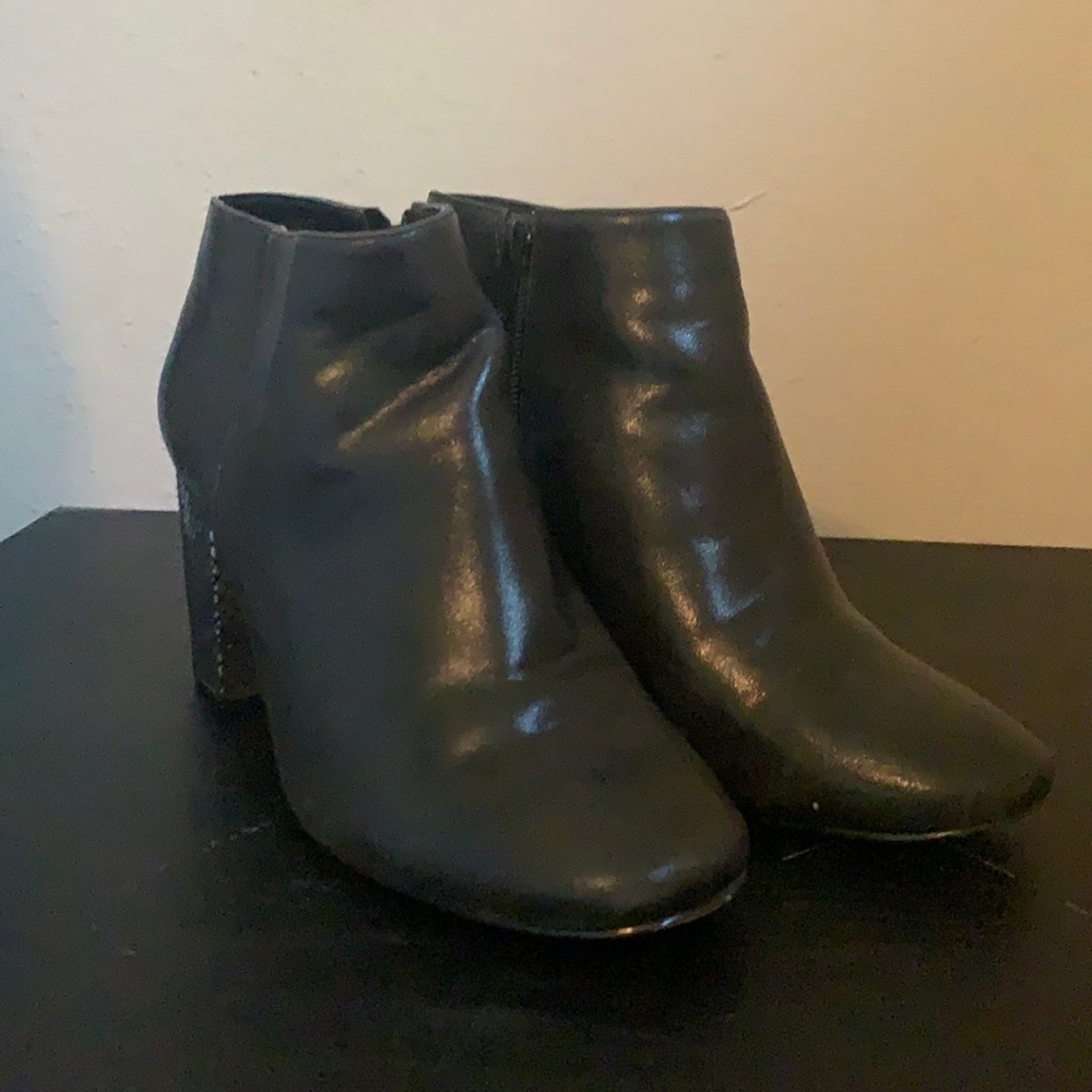 Katy perry black booties
